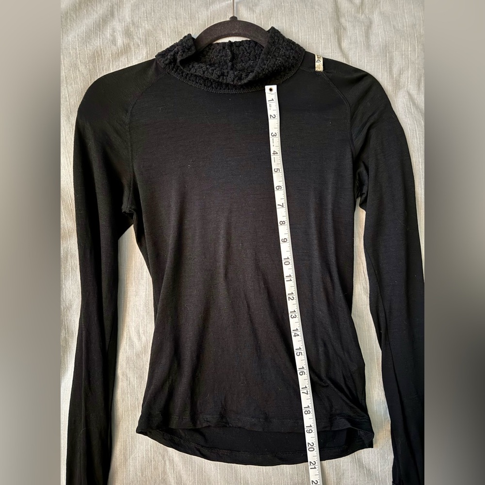 Vintage Diesel Paris Turtleneck - Picture 14 of 14